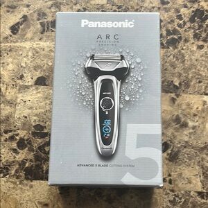 Panasonic ARC 5 Blade Shaver
